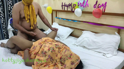 खुद को रोक ना साकी माँ