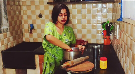 नाइटी में हॉट भारतीय भाभी को रसोई में देवर ने चोदा