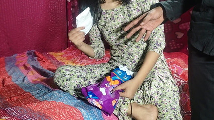 चोरी करते हुए पकड़ा गया और फिर जमकर चुदाई हुई