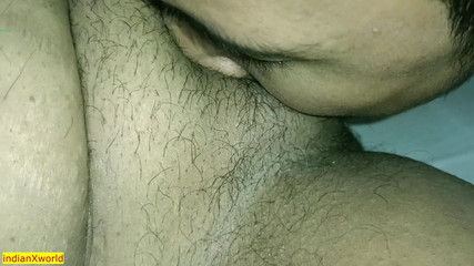 पड़ोसी लड़के के साथ भारतीय युवा सौतेली चाची गुप्त बिल्ली चाट बकवास