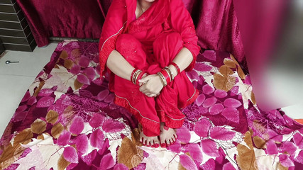 जब मैंने पहली बार सेक्स किया तो मेरे पति का मोटा लंड घुसते ही मेरी टाइट चूत लाल हो गयी।