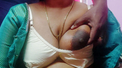 देसी लड़का सौतेली माँ सेक्स वीडियो