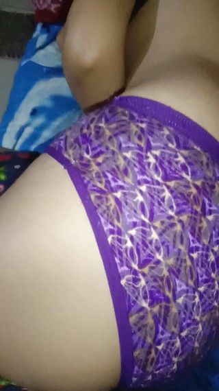 नई टाइट चूत की चुदाई - पहली बार सेक्स - देसी लड़की की चुदाई