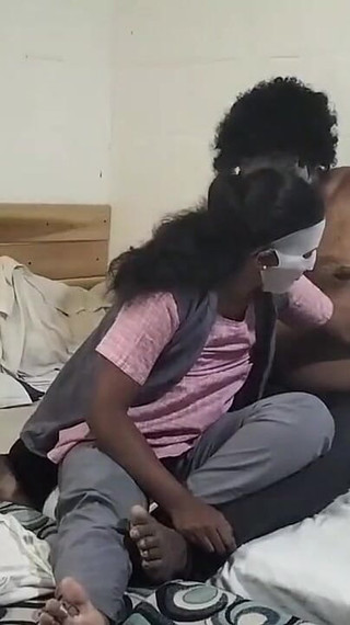 18+ कॉलेज गर्ल 1