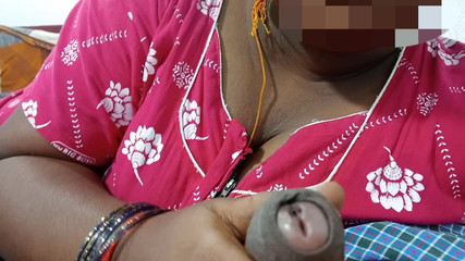 तमिल पत्नी गर्म मुख-मैथुन देती है और शीर्ष पर सवारी करती है