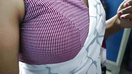 बगल चाटना रोमांस मल्लू युगल प्रेम