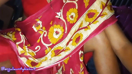 जवान लड़के ने गांव की औरत से गांड मरवाई