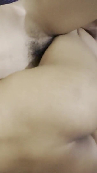 उसे कैंची बहुत पसंद है