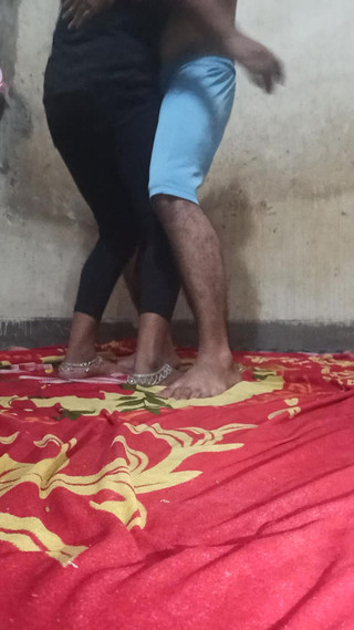 देसी पत्नी पूर्ण नृत्य