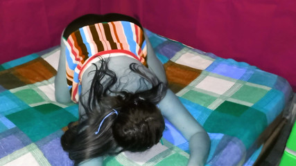 भारतीय छात्र हेलोवीन पर पोर्न कास्टिंग में भाग लेता है