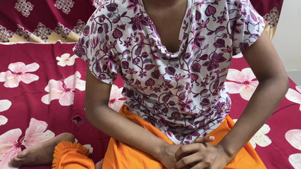 एक्सक्लूसिव बांग्ला गंदी बात करते हुए मेरी सुपर सेक्सी सौतेली बहन की जोरदार चुदाई