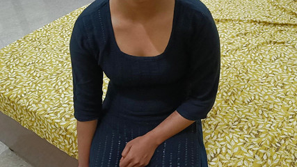 18 साल की भारतीय लड़की को सौतेले भाई ने चोदा