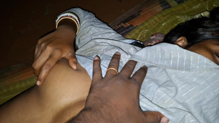 चेटिंग इंडियन वाइफ सेक्स डेवर हार्डकोर सेक्स इंडियन देसी भाभी को चोदा