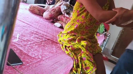 देसी गर्लफ्रेंड को कमरे में लाया और उल्टा छोड़ दिया