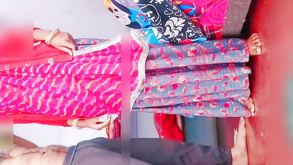 अपने प्रेमी को घर पर बुलाया और देसी भाभी की जमकर चुदाई की