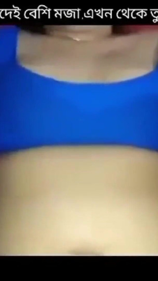 कुछ पांच के बाद मेरे सौतेले बेटे ने मुझे चोदा और मेरी चूत में हाथ भरकर मुझे खूब मजा दिया