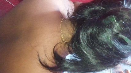 भारतीय देसी पत्नी बाथरूम में चुदाई।