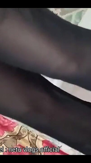 भारतीय कामुक हॉट पत्नी लगभग नाचती हुई