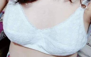 अवश्य देसी भाभी