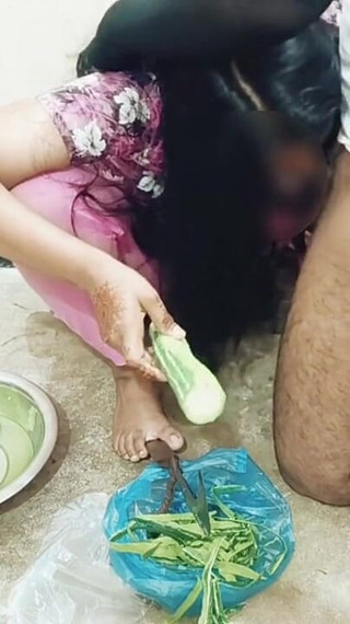 कामकाजी भारतीय लड़की की चुदाई बांग्ला गंदी बातें