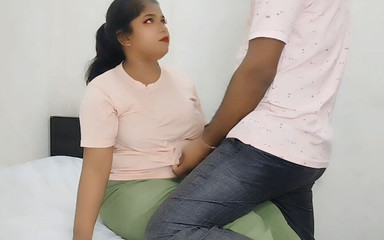 मेरा मकान मालिक मुझे किराए के लिए चोदता है