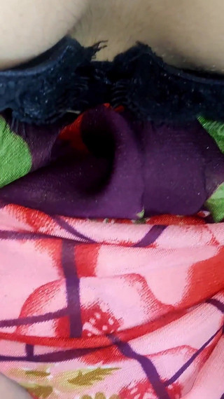 सौदेबाज़ी के लिए ग्राहक द्वारा भारतीय देसी फल विक्रेता की हार्डकोर चुदाई हिंदी ऑडियो