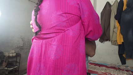 सौतेली बहन रोमांटिक