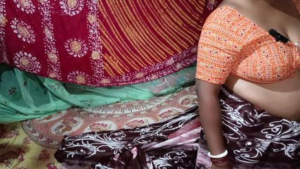 मेरे पड़ोसी की पत्नी को चोदा। मैंने अपने पड़ोसी की पत्नी को तब चोदा जब वह आई