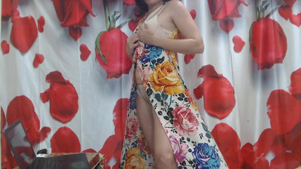 टाइट पुसी पर बॉली कर्मा 324 वाइब्रेटर