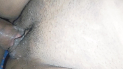 जब जीजा घर पर नहीं थे तो उन्होंने बड़ी सौतेली बहन को चोद दिया