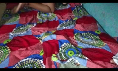 देसी गांव के पति और पत्नी ने जमकर चुदाई का आनंद लिया