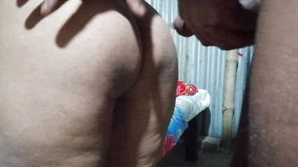 मैंने उसकी गांड में अकेले ही चुदाई की