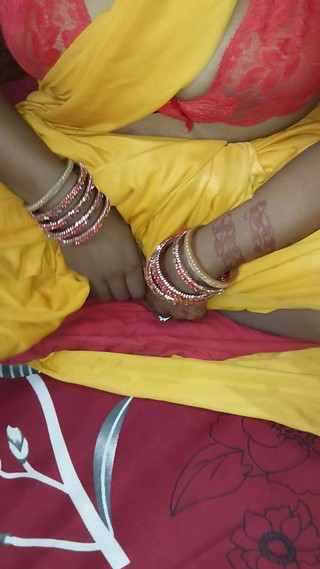 हॉट पूजा भाभी की देवर ने की चुदाई हिंदी आवाज में सेक्स वीडियो