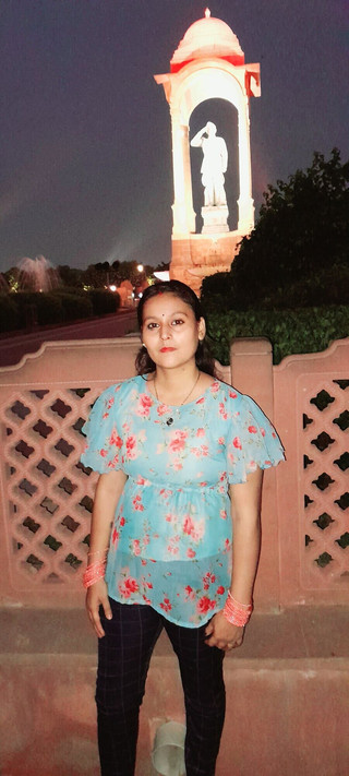 प्रेम ने पूजा को चोदा