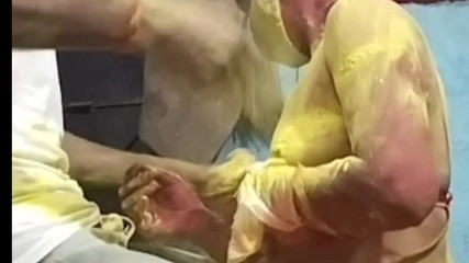 प्रिया ने ननद के साथ मनाई रंग बिरंगी होली