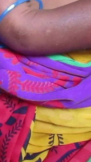 सर्वेंट तमिल स्टेपाउंटी बूब प्रेसिंग हाउस मालिक