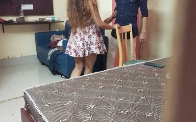 रियल प्ले सौतेली बहन और सौतेला भाई पड़ोसी के कमरे में चुदाई करने जा रहे हैं