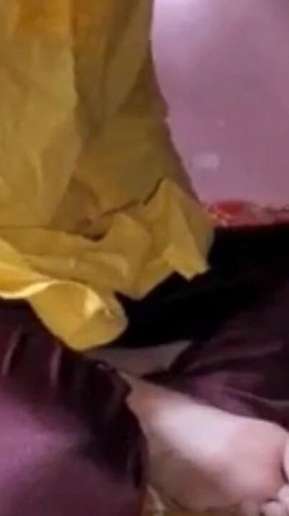 काम के बाद मैं अपनी गर्लफ्रेंड को कमरे में ले गया और उसके साथ जमकर हिंदी सेक्स किया