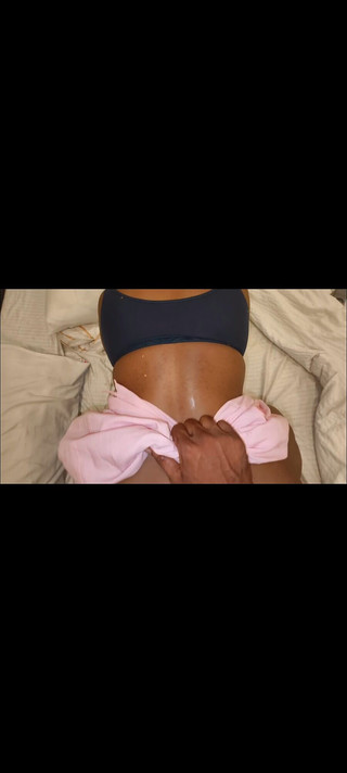 इंडियन हाउस वाइफ रूम बॉय के साथ शेयरिंग