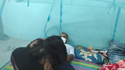 गाँव में भारतीय प्रेमी द्वारा पाकिस्तानी लड़की की चुदाई