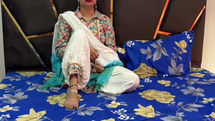 पूरा वीडियो, देवर भाभी से इश्कबाज़ी, भाभी, देवर से गर्भवती होना चाहती है, हिंदी ऑडियो में कठिन चुदाई के दौरान वास्तविक संभोग सुख