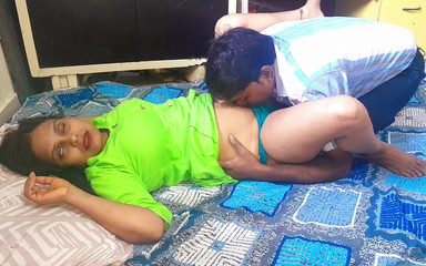 सुडौल बड़ी गांड वाली भारतीय बड़े स्तन वाली देसी भाभी की चुदाई