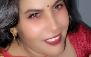 मैं हॉट सेक्सी घरेलू पत्नी हूँ