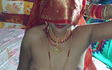 भाभी को जम कर चोदना, पैर, पेशाब और क्रीम दोनों एक साथ