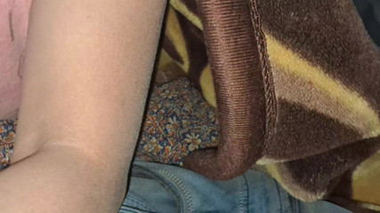 पड़ोसी ने चूसा