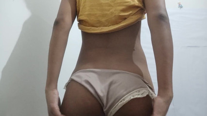 नरम प्रवेश घरेलू कुतिया पर धार का कारण बनता है