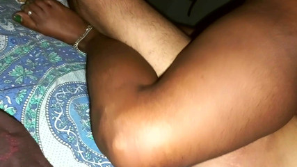 भारतीय तमिल सौतेली पत्नी संगीता ने दिल्ली के बॉयफ्रेंड रितेश के साथ हॉट सेक्स और डिक राइडिंग की