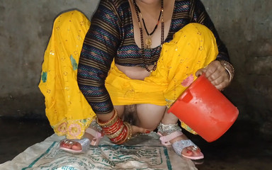 स्पष्ट हिंदी ऑडियो के साथ भारतीय सौतेले पिता बहू की खूबसूरत पत्नी की चुदाई