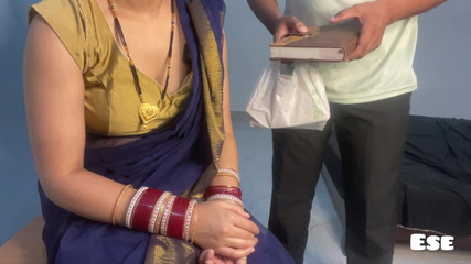 बॉस की पत्नी ने कर्मचारी से की चुदाई