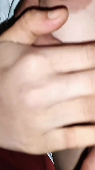 खूबसूरत भारतीय स्थानीय गांव की लड़की का सेक्स